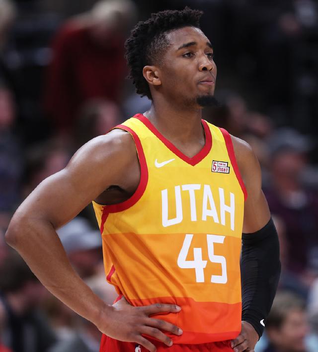 个年轻球员 个年轻球员